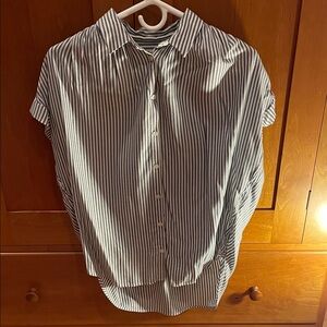 Madewell Black & White Vertical Stripe Button-Up Shirt